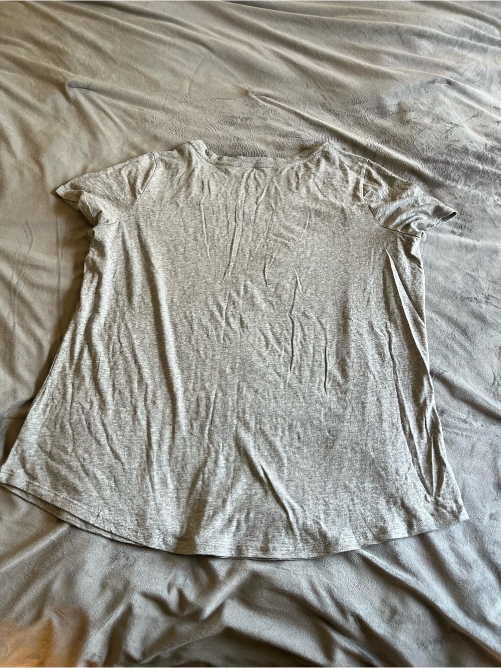 Torrid Disney Gray Tee with Black Mickey & Minnie Graphic and Lace Yoke size 1 - Picture 5 of 5